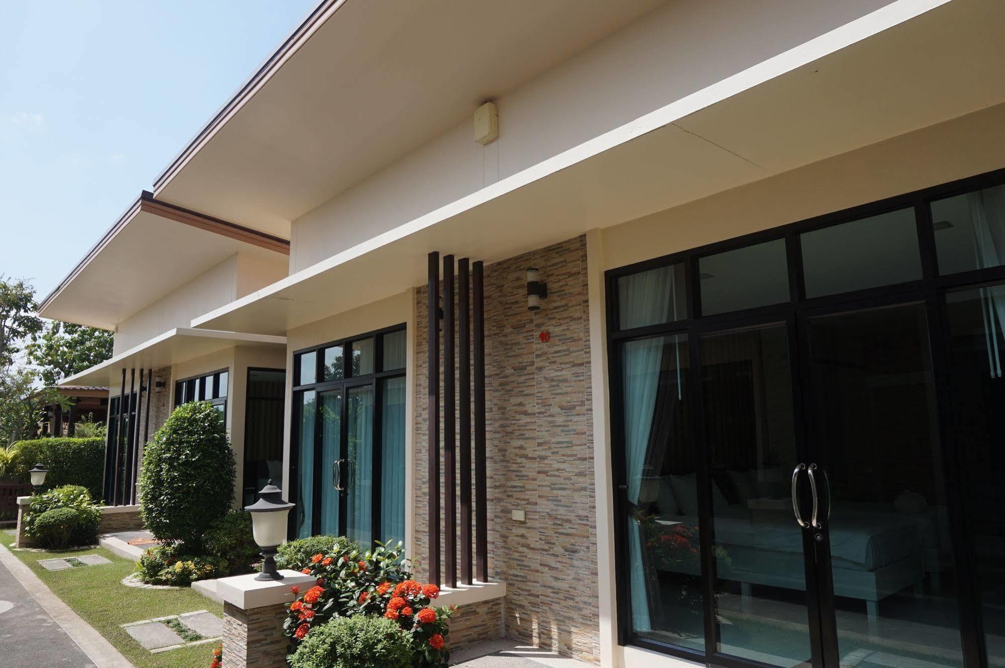 Med Room Korat Nakhon Ratchasima Bagian luar foto