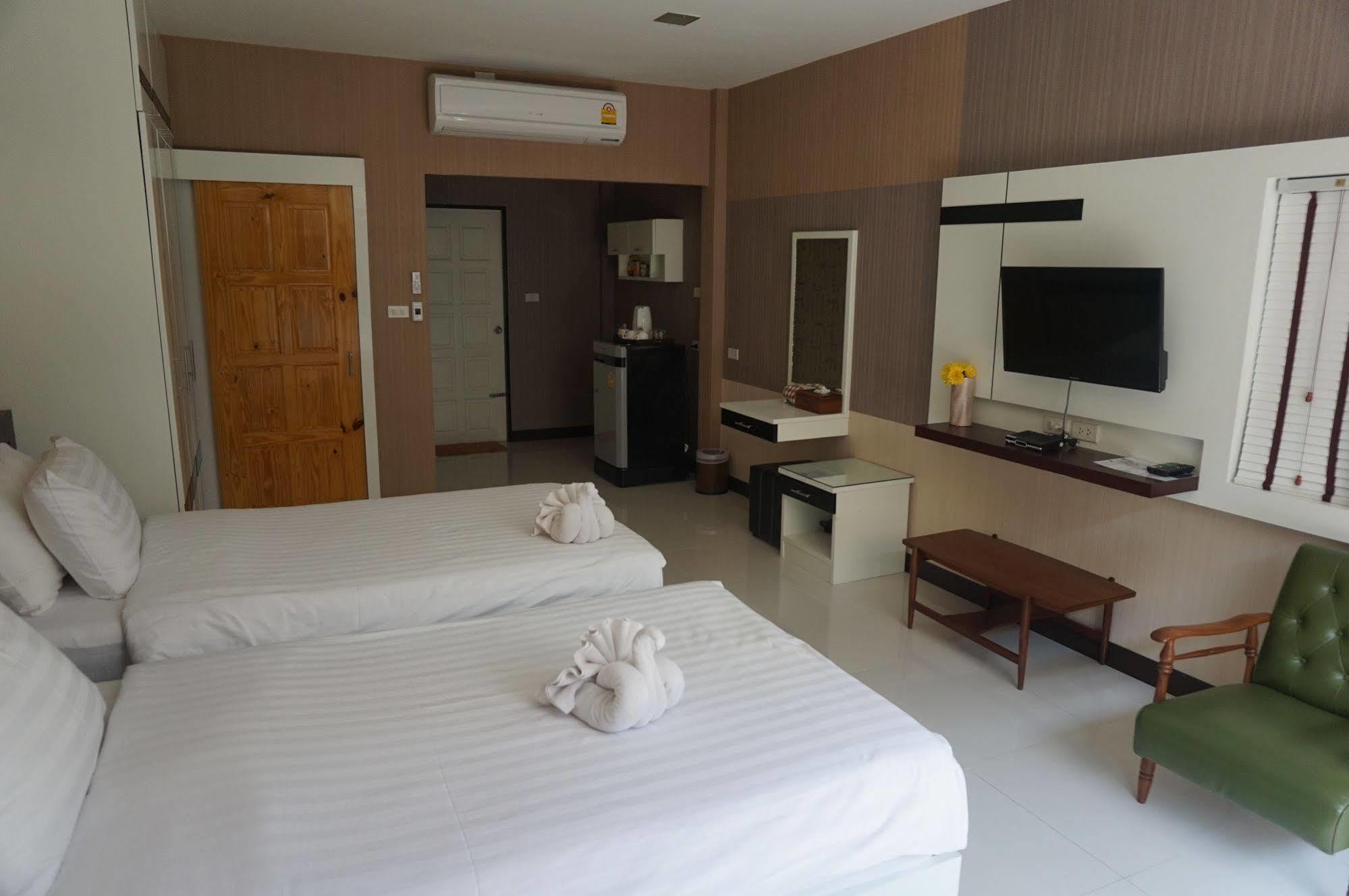 Med Room Korat Nakhon Ratchasima Bagian luar foto